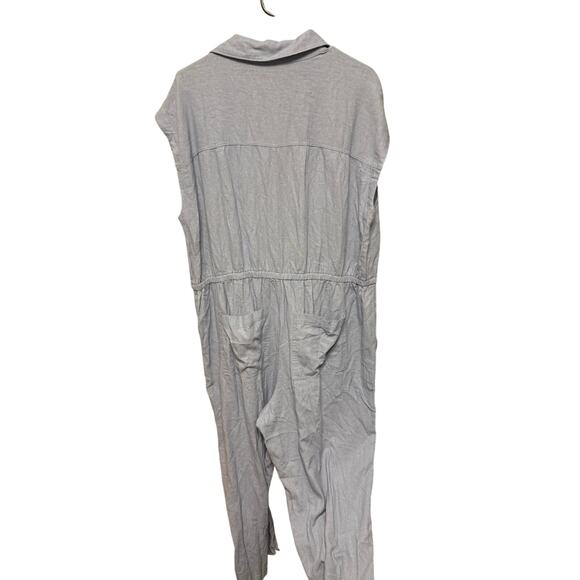 Womans jumpsuiy 17 - Picture 3 of 3